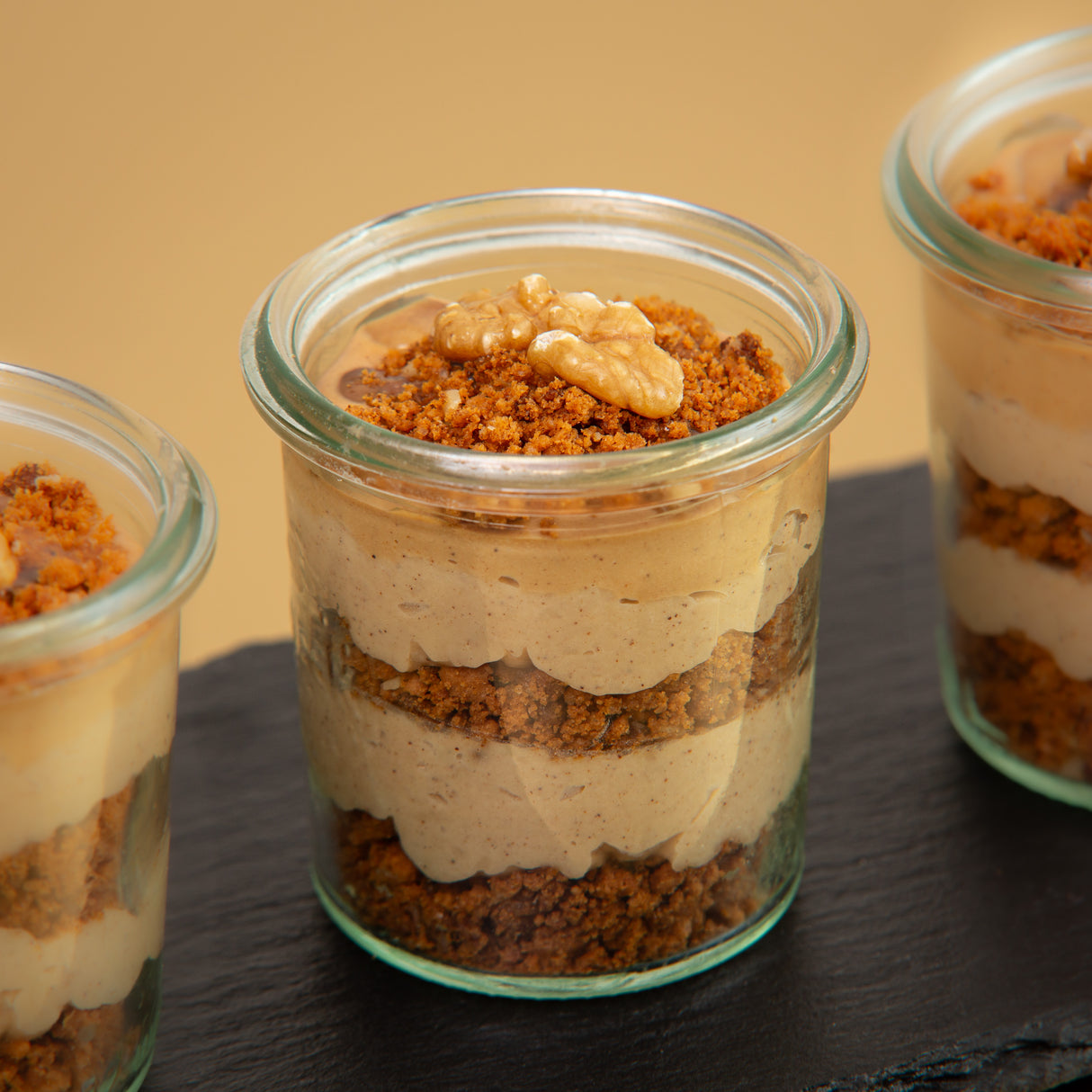 Lotus Creme im Glas - Casalot Catering Berlin - Dessert - Orientalisches Business Catering, Partyservice