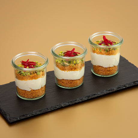 Knafeh Bi Kishta im Glas - Casalot Catering Berlin - Dessert - Orientalisches Business Catering, Partyservice