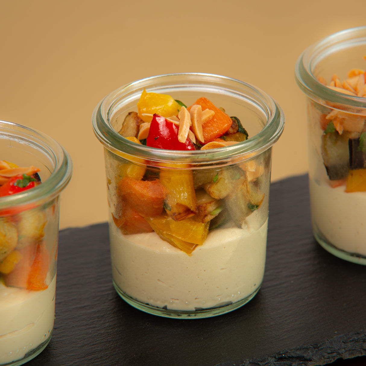 Hommus Khodar im Glas - Casalot Catering Berlin - Fingerfood - Orientalisches Business Catering, Partyservice