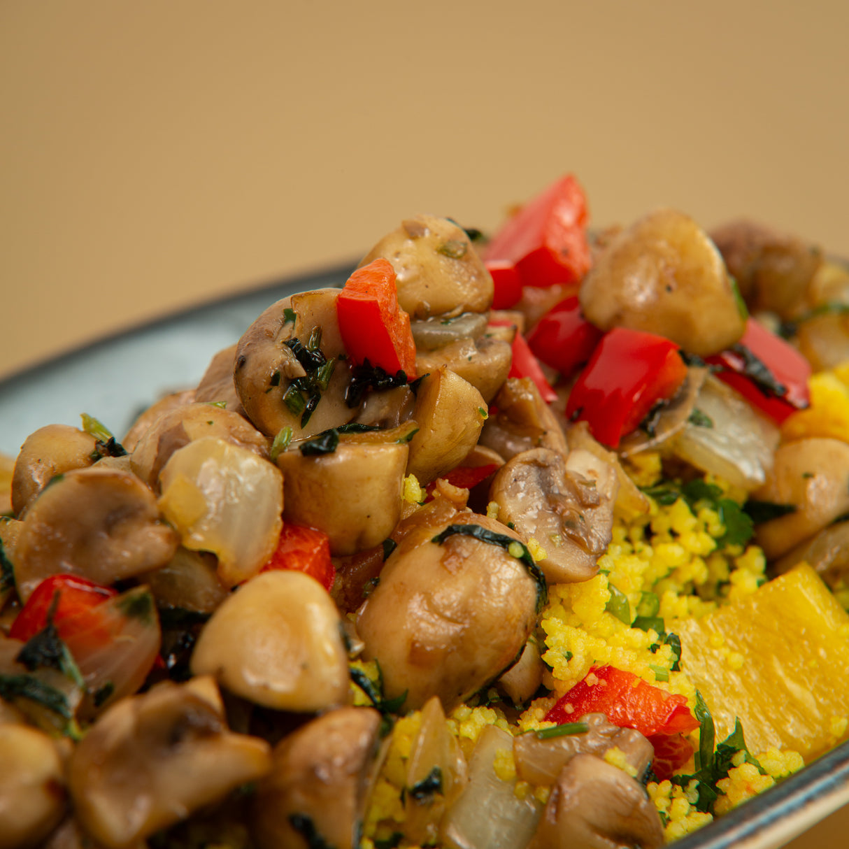 Salata Couscous Bi Fitir - Casalot Catering Berlin - Salate - Orientalisches Business Catering, Partyservice