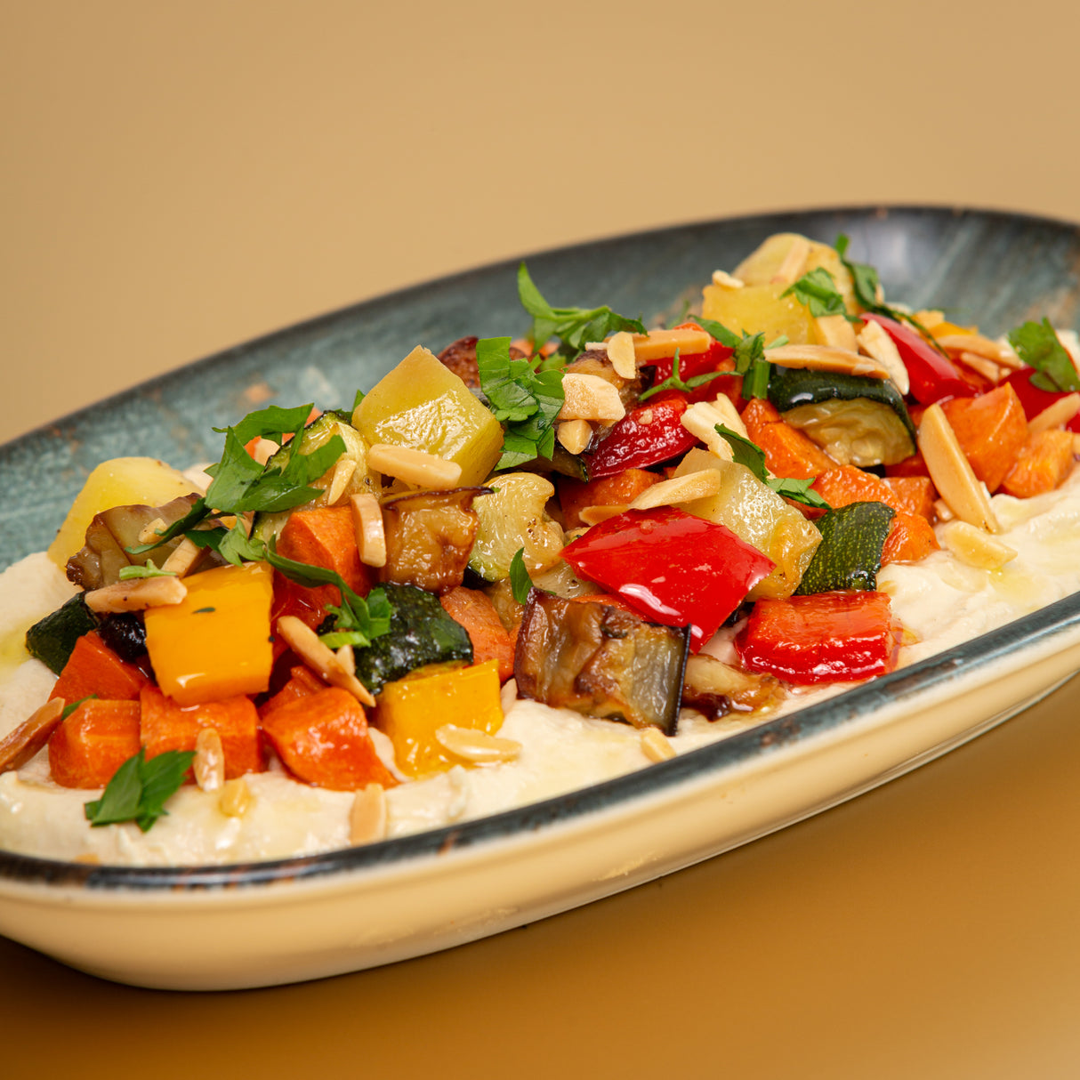 Hommus Bi Khodar - Casalot Catering Berlin - Maza - Orientalisches Business Catering, Partyservice