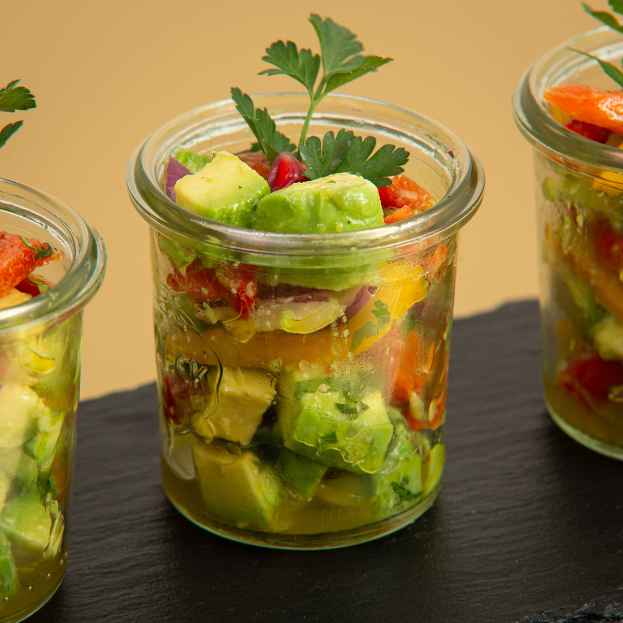 Avocado Tartar im Glas - Casalot Catering Berlin - Fingerfood - Orientalisches Business Catering, Partyservice